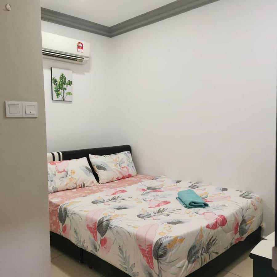 Ourstay Nadi Kota Bandar Tun Razak Екстер'єр фото