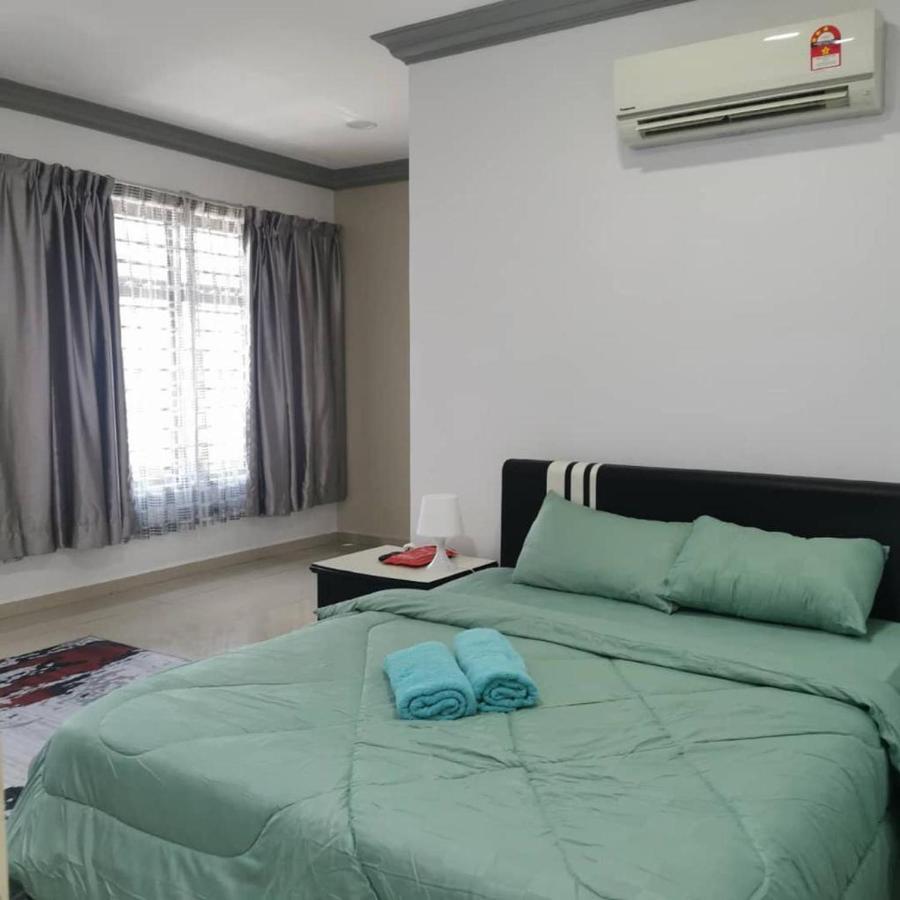 Ourstay Nadi Kota Bandar Tun Razak Екстер'єр фото